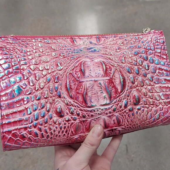 Brahmin Daisy Style Magenta Wonderland Wristlet Clutch Bag - NEW WITH TAGS